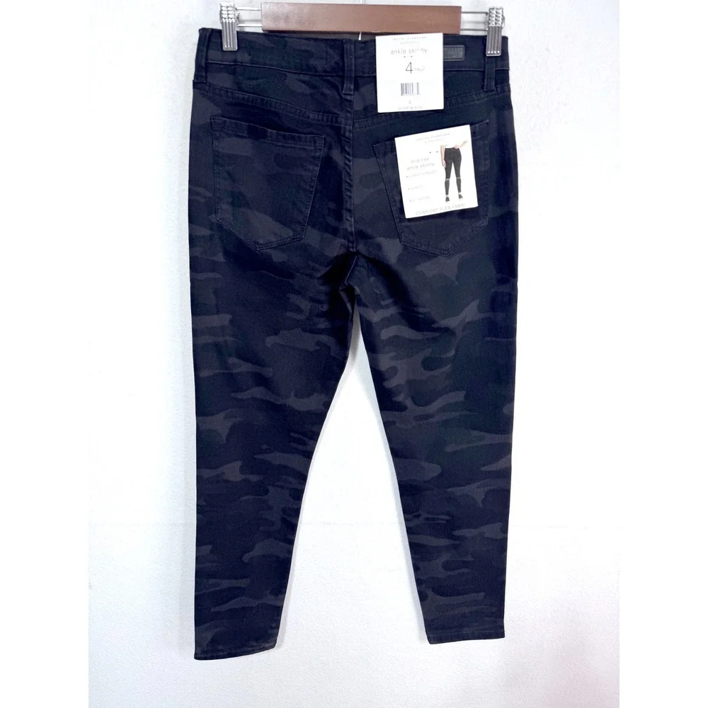 Social Standard by Sanctuary 4 Prosperity Camo Ankle Skinny Mid-Rise‎ Jeans New